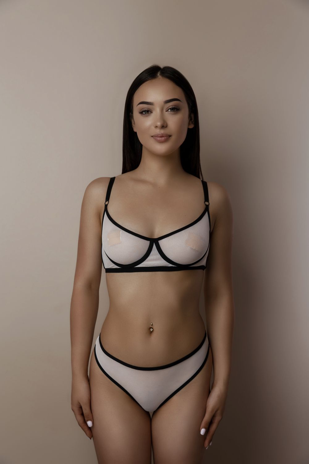 Nicole Black+White Set